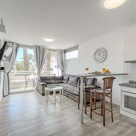 Primavera Tranquil Retreat 2-Bedroom Apartment With Balcony, Garden View & Fiber Wifi Арона Екстериор снимка